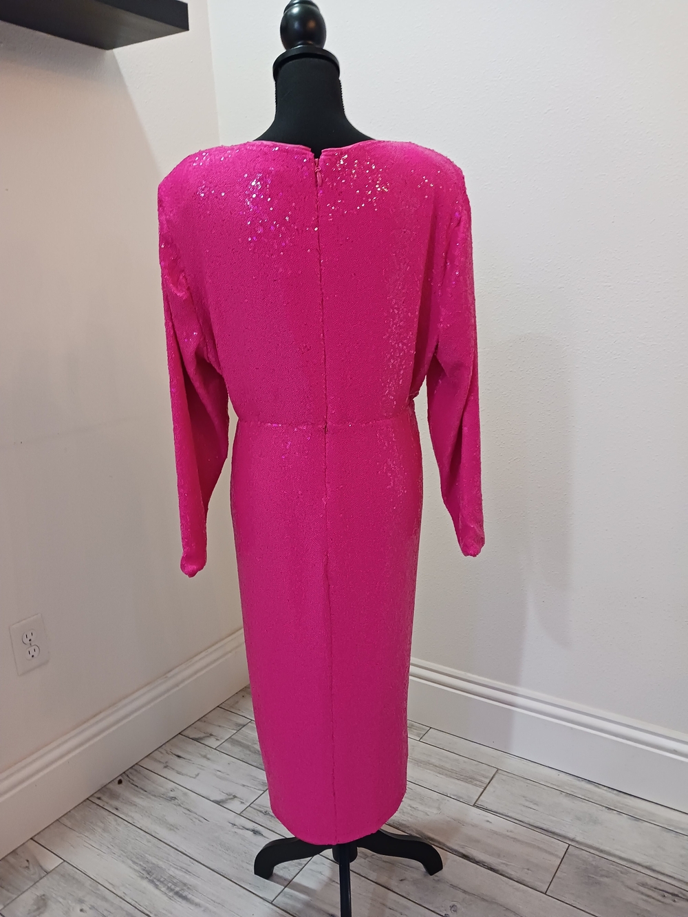 Plus-Size Hot Pink Sequin Midi Dress with Front Slit - Picture 6 of 10